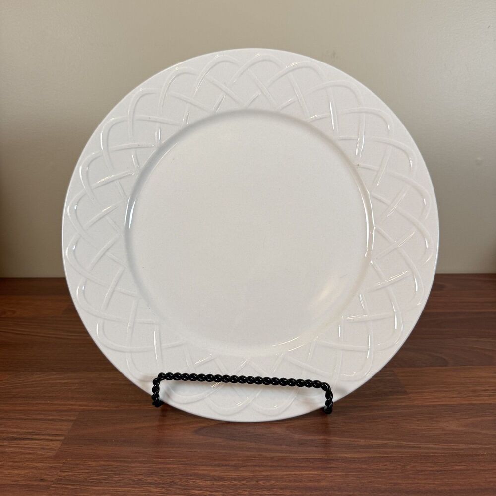 Oneida Picnic 12" Serving Plate Platter Embossed Basket Weave EUC